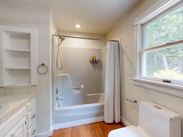 $695,000 | 26 Squiers Alley, Nobleboro, ME 04555