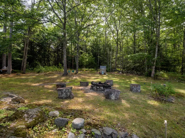$695,000 | 26 Squiers Alley, Nobleboro, ME 04555