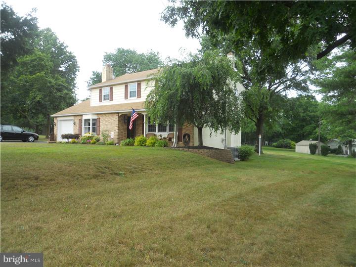 1960 Allentown Road Hatfield, PA 19440 - Photo 3 of 25 Exterior Side