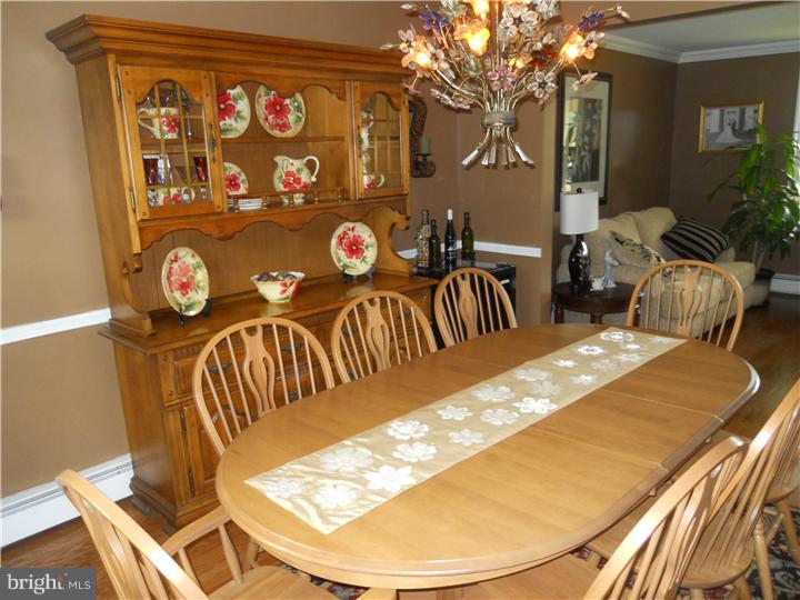 1960 Allentown Road Hatfield, PA 19440 - Photo 8 of 25 Dining Room