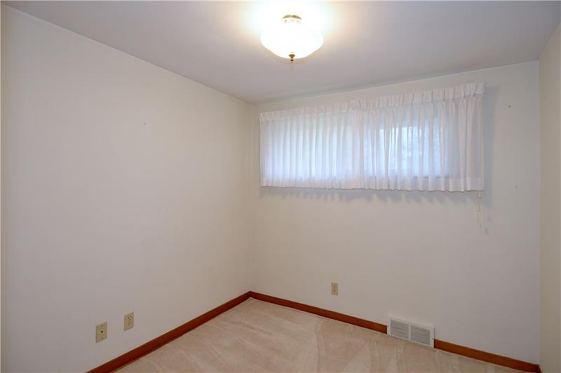 2930 Clearview Road Allison Park, PA 15101 - Photo 14 of 25 Gallery Image 14