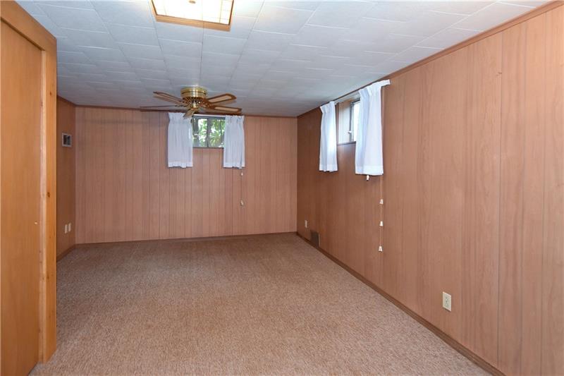 2930 Clearview Road Allison Park, PA 15101 - Photo 17 of 25 Gallery Image 17
