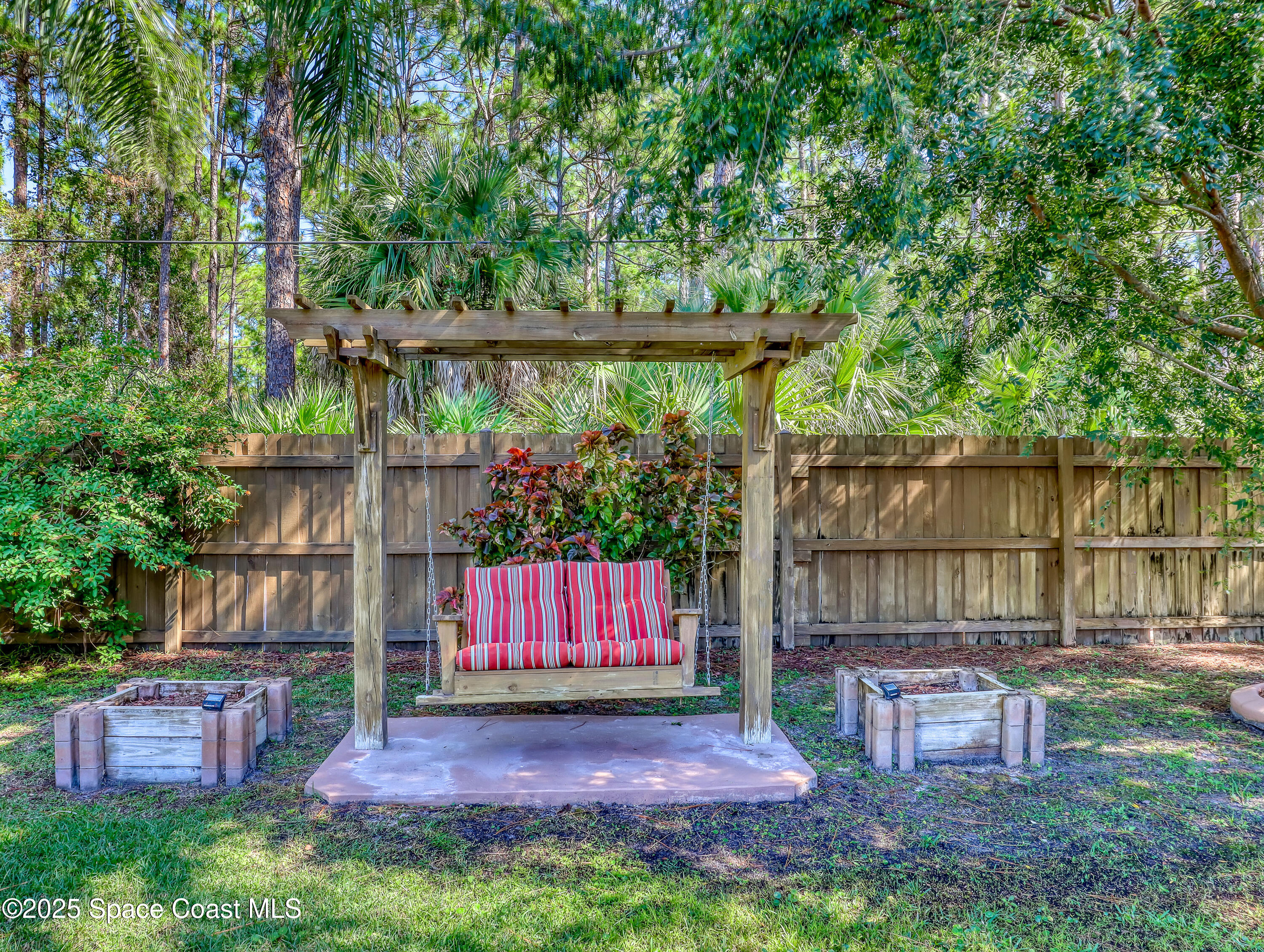 495 Danis Road Southwest Palm Bay, FL 32908 - Photo 34 of 39 495 Danis (37)
