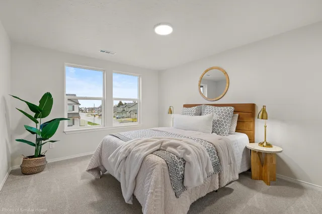 $499,990 | 304 North Viewmont Road, Unit 4/1 TALENT, Greenacres, WA 99016