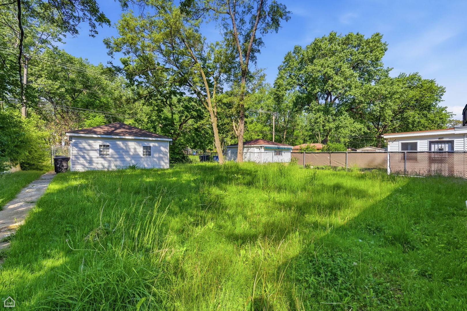 10066 South Van Vlissingen Road Chicago, IL 60617 - Photo 15 of 17
