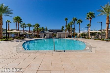 12283 Radiant Sunrise Road, Unit 3 Las Vegas, NV 89183 - Photo 28 of 42 community pool