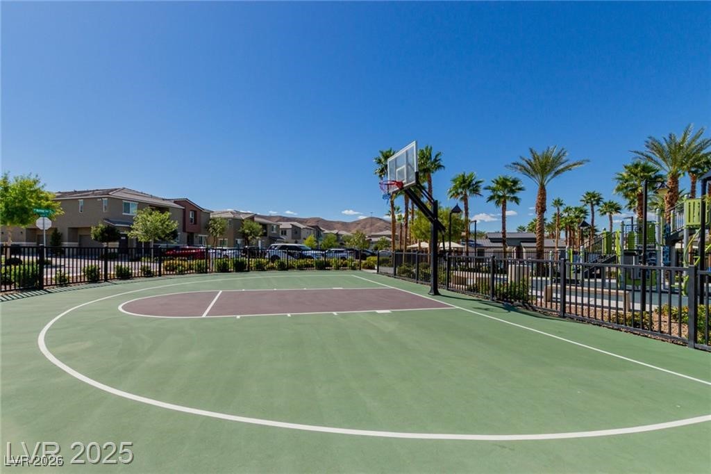 12283 Radiant Sunrise Road, Unit 3 Las Vegas, NV 89183 - Photo 30 of 42 Community Basket ball court