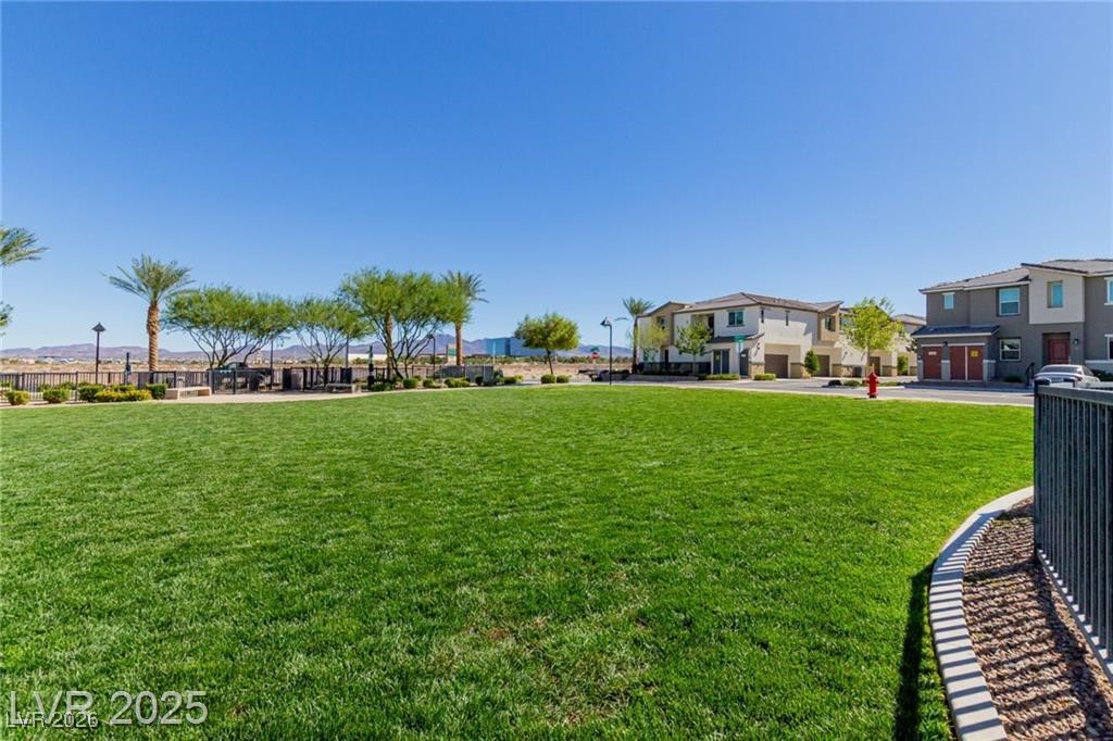 12283 Radiant Sunrise Road, Unit 3 Las Vegas, NV 89183 - Photo 32 of 42 Community park
