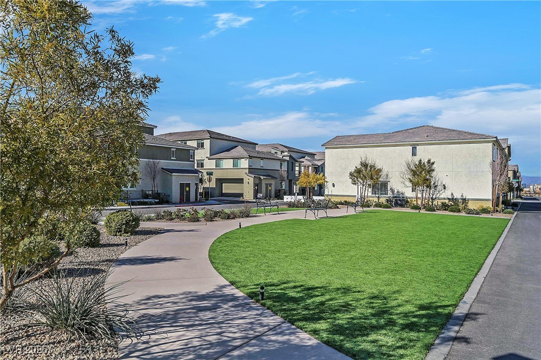 12283 Radiant Sunrise Road, Unit 3 Las Vegas, NV 89183 - Photo 33 of 42 community park