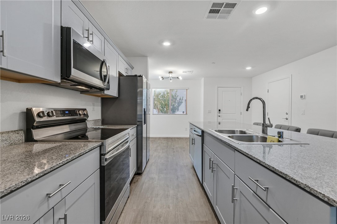 12283 Radiant Sunrise Road, Unit 3 Las Vegas, NV 89183 - Photo 6 of 42