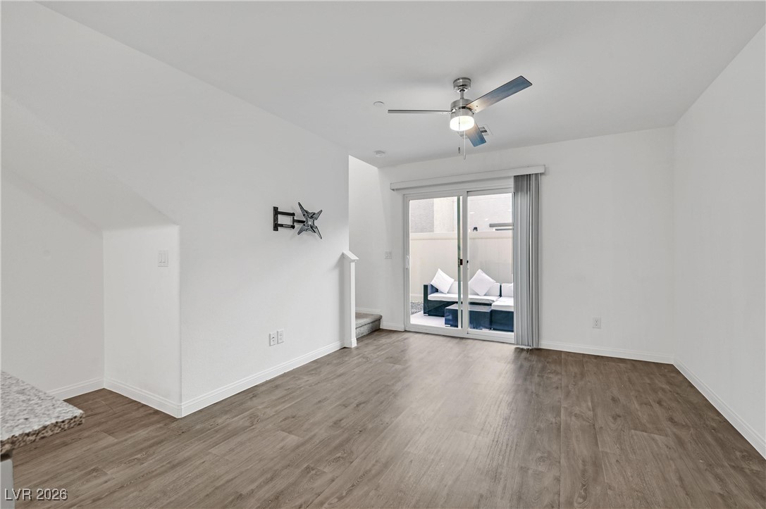 12283 Radiant Sunrise Road, Unit 3 Las Vegas, NV 89183 - Photo 7 of 42