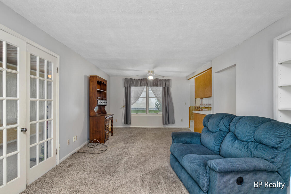 7715 Munger Road Ravenna, MI 49451 - Photo 5 of 25 IMG_1004