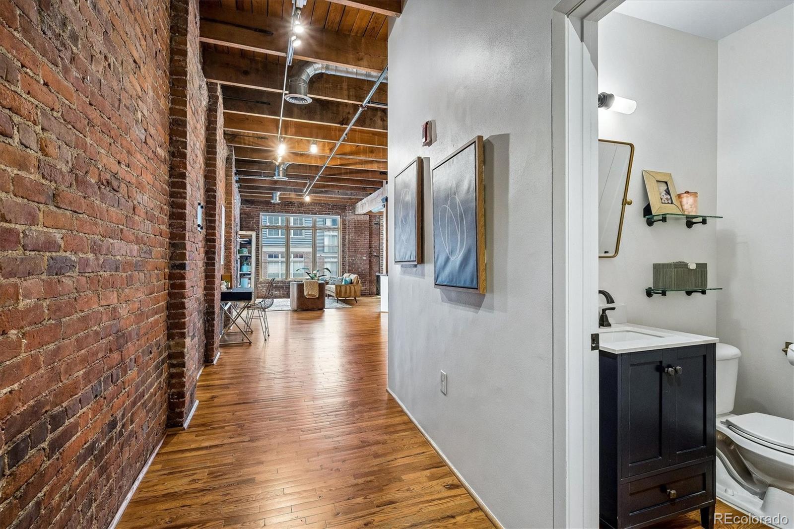 2960 Inca Street, Unit 301 Denver, CO 80202 - Photo 4 of 32 Gallery Image 4
