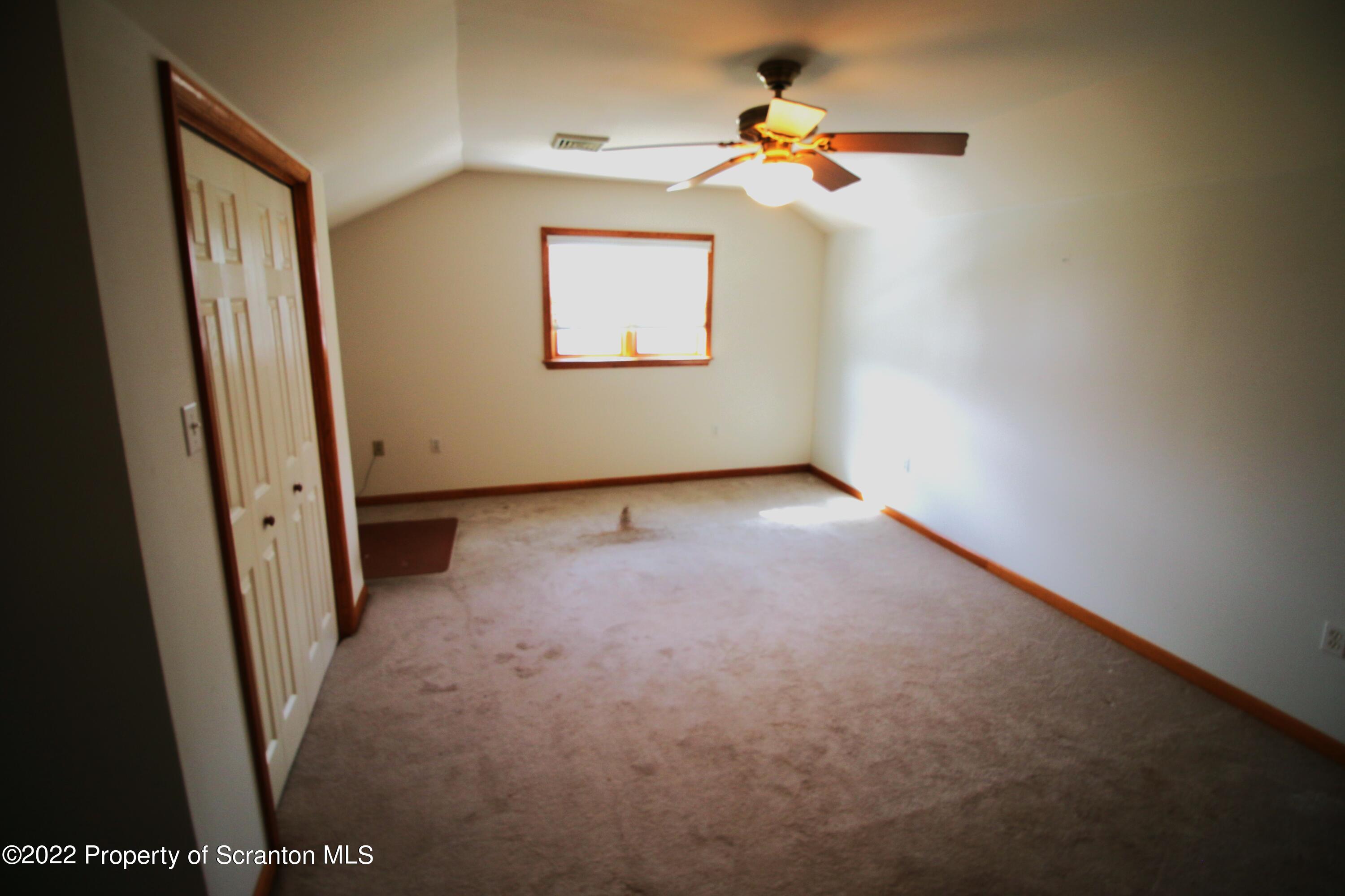 19 Wildernest Road Moscow, PA 18444 - Photo 31 of 38