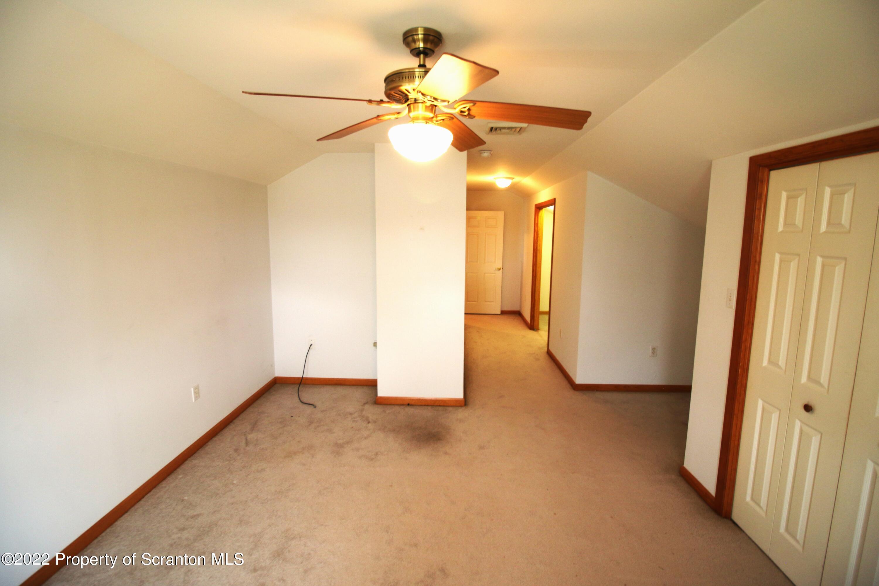 19 Wildernest Road Moscow, PA 18444 - Photo 33 of 38