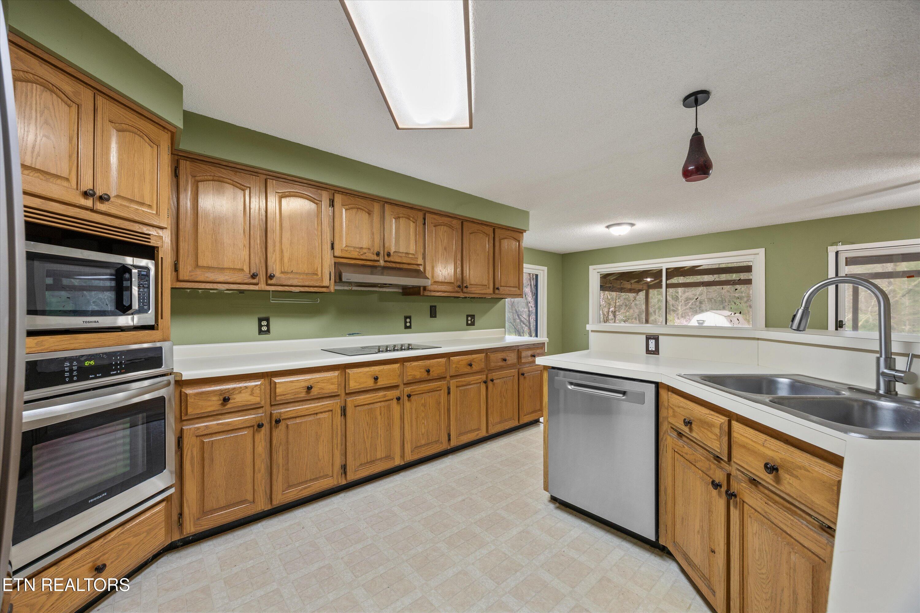 1334 Niggs Creek Road Oneida, TN 37841 - Photo 17 of 59 18-1334 Niggs Creek Rd22