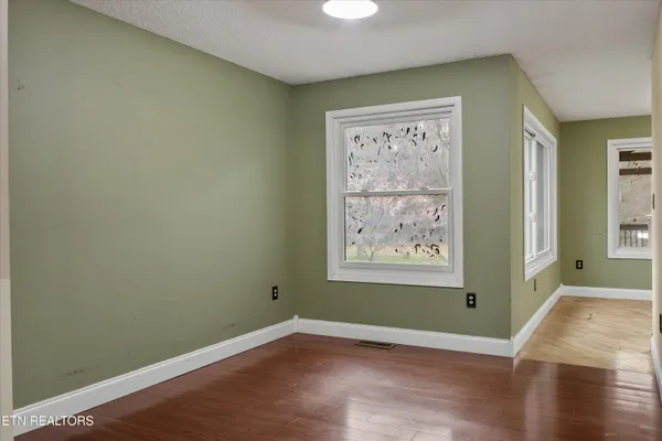 $439,900 | 1334 Niggs Creek Road, Oneida, TN 37841