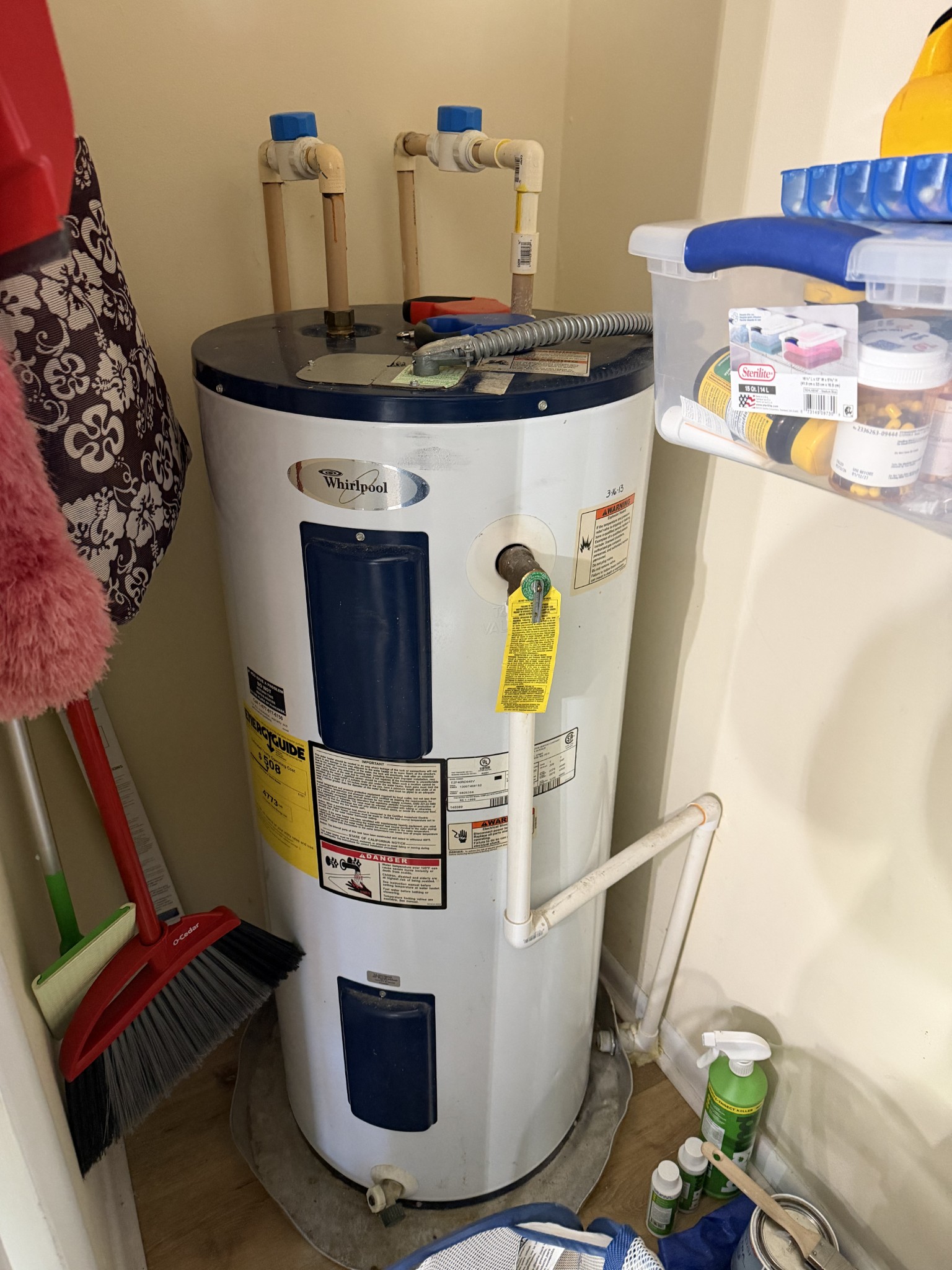 8 Mattox Road Lawrenceburg, TN 38464 - Photo 37 of 38 a dining room with a table and chairs