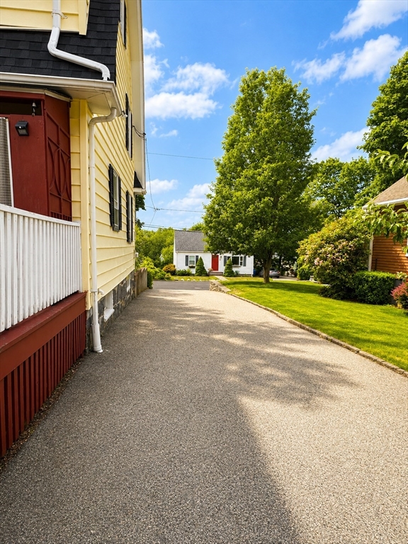 19 Cavanaugh Road Braintree, MA 02184 - Photo 4 of 36