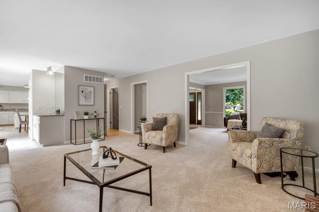 1720 Eldon Ridge Court Chesterfield, MO 63017 - Photo 9 of 46 Gallery Image 9
