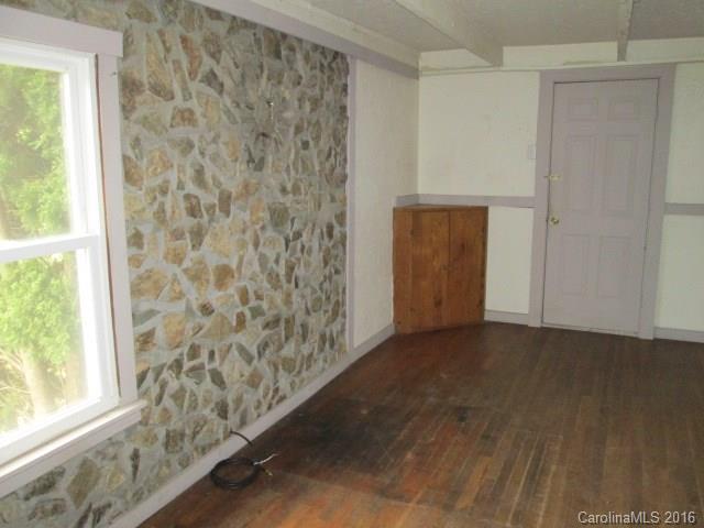 257 Upper Shut In Road Hot Springs, NC 28743 - Photo 9 of 24 Gallery Image 9