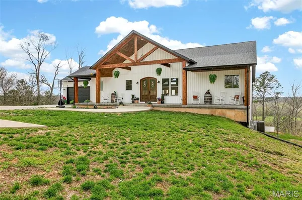 $800,000 | 1870 Hwy K, St. Clair, MO 63077