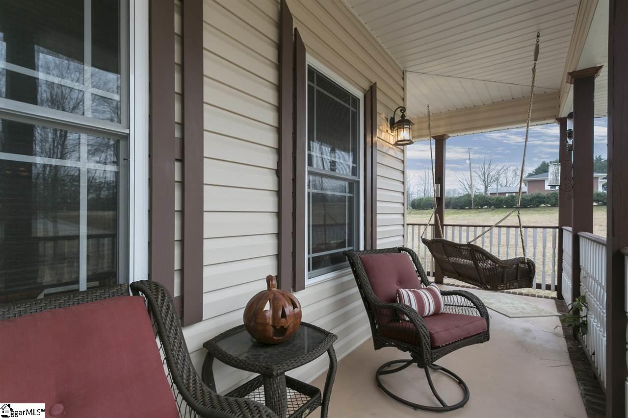551 Fairfield Road Walhalla, SC 29691 - Photo 3 of 31 Gallery Image 3