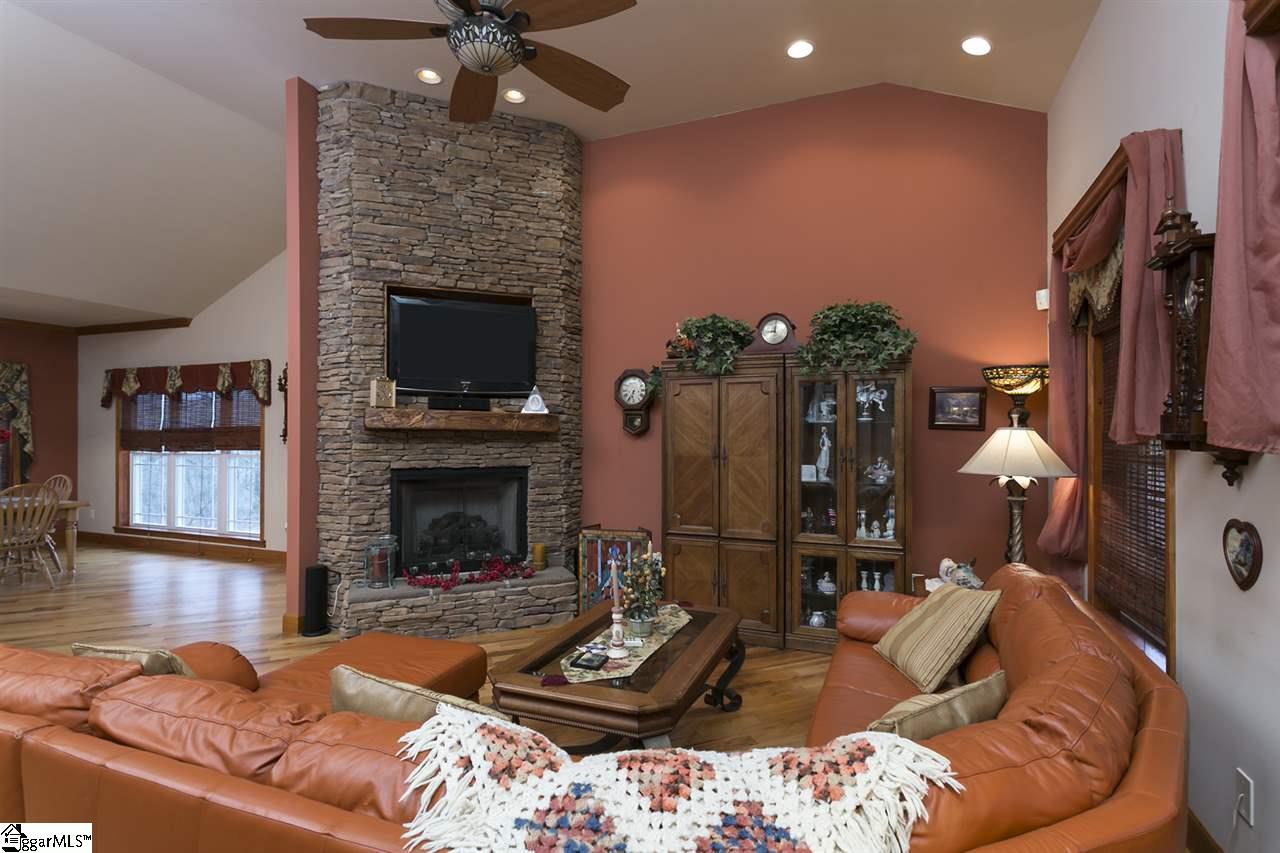 551 Fairfield Road Walhalla, SC 29691 - Photo 9 of 31 Gallery Image 9