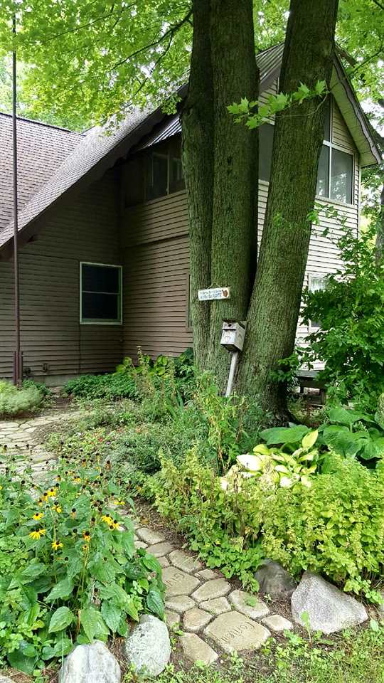 1077 South Dickenson Road Shepherd, MI 48883 - Photo 5 of 94 1823866-4.JPG