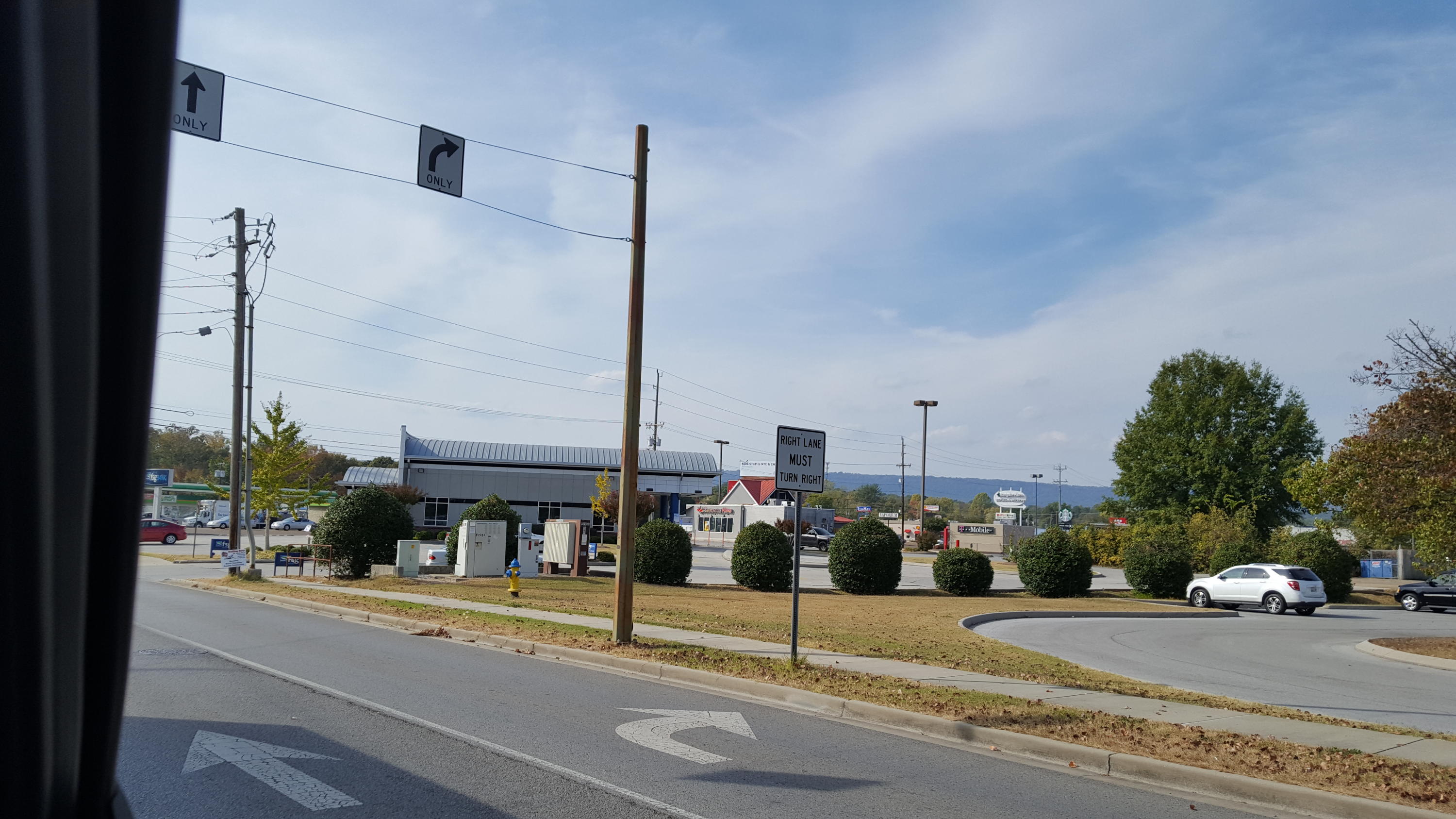 2122 Hamill Road Hixson, TN 37343 - Photo 6 of 18 2016-10-26 15.21.15