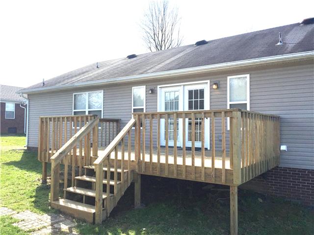 1904 Hunters Run Road Lewisburg, TN 37091 - Photo 3 of 12 View of the Over sized deck on the back of the home