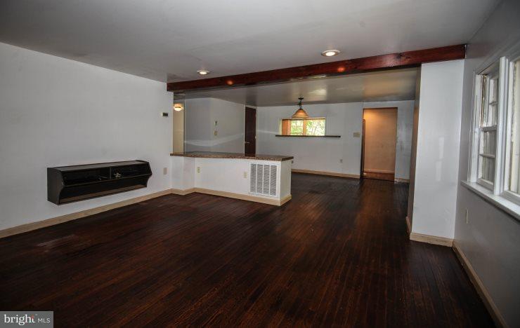 1545 Red Bank Road Dover, PA 17315 - Photo 11 of 57