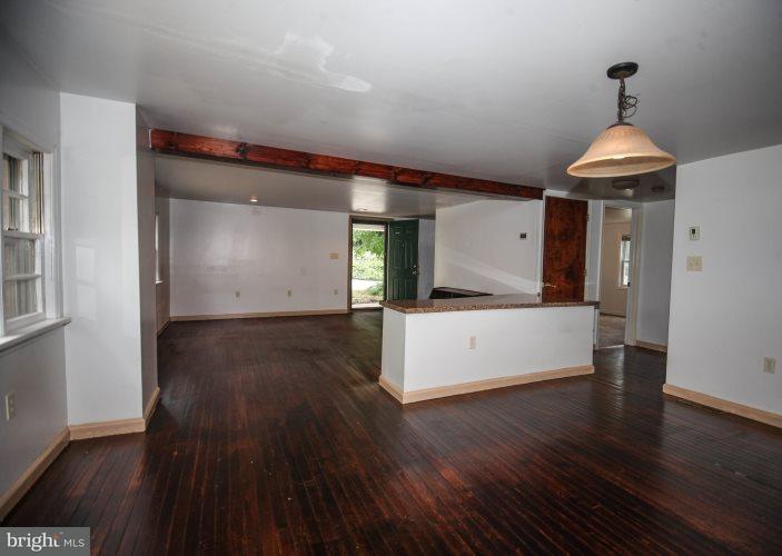 1545 Red Bank Road Dover, PA 17315 - Photo 15 of 57