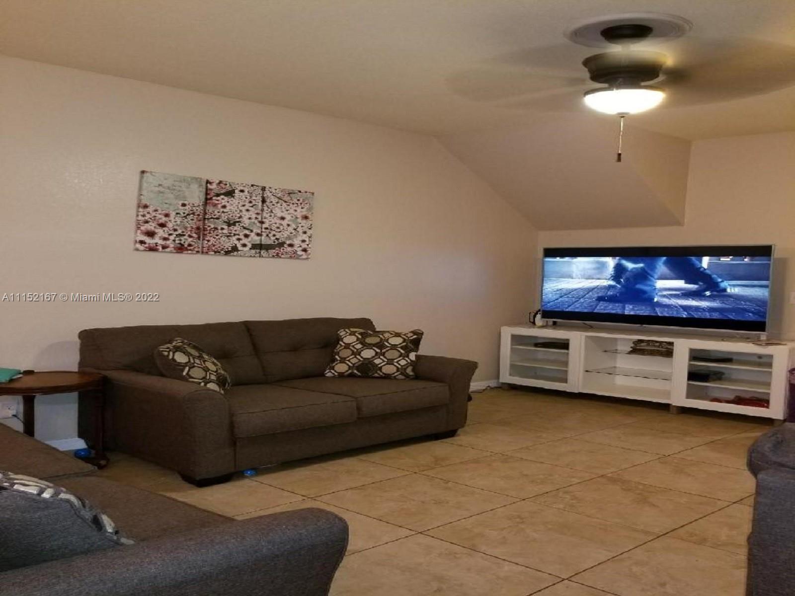 75 Southwest 15th Road, Unit 75 Homestead, FL 33030 - Photo 6 of 19