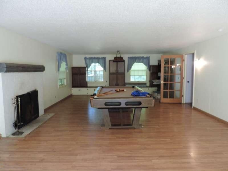 701 Farr Road Muskegon, MI 49441 - Photo 5 of 9 DSCN9339