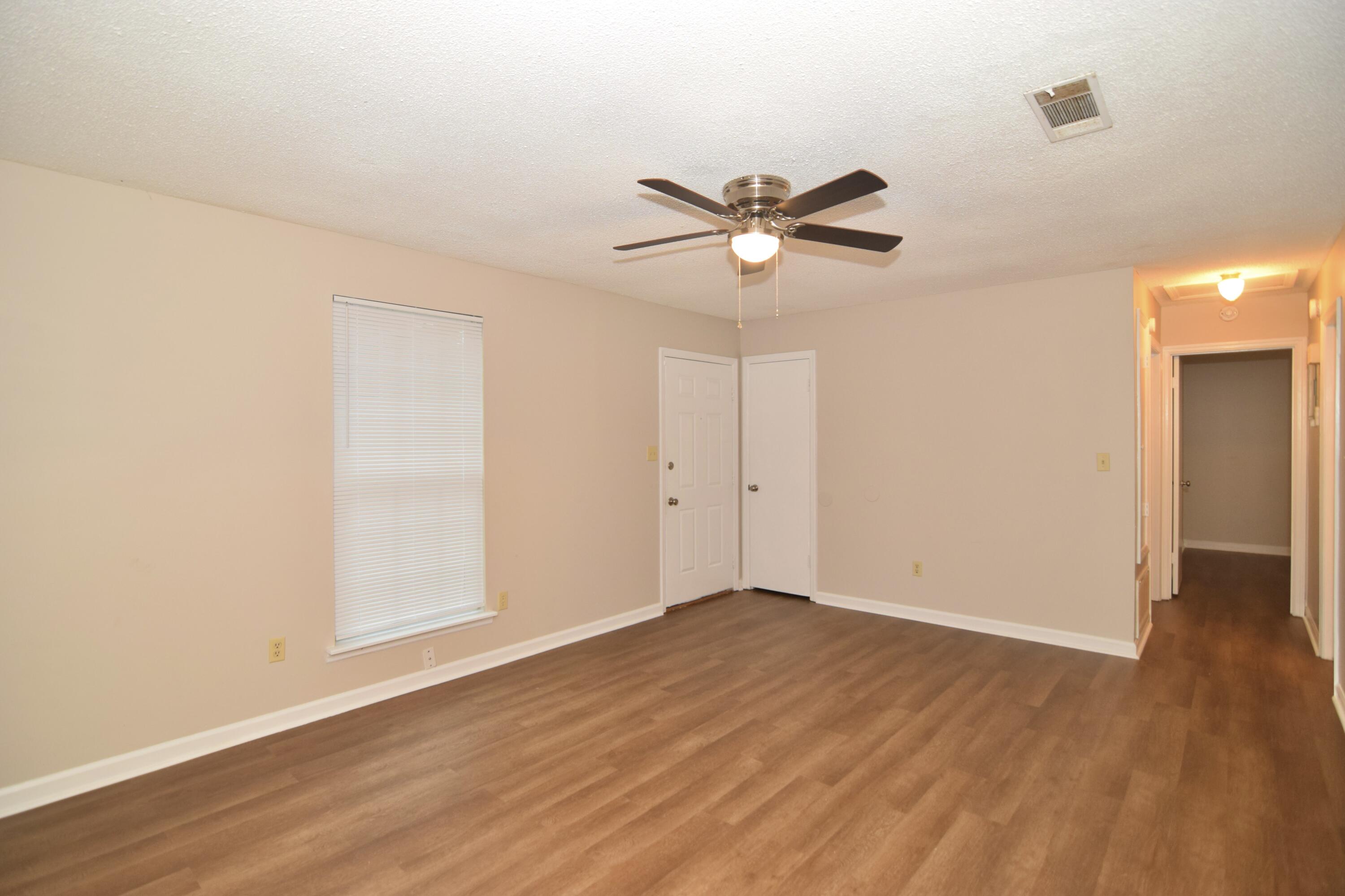 2303 Travis Road Augusta, GA 30906 - Photo 3 of 23 DSC_0275