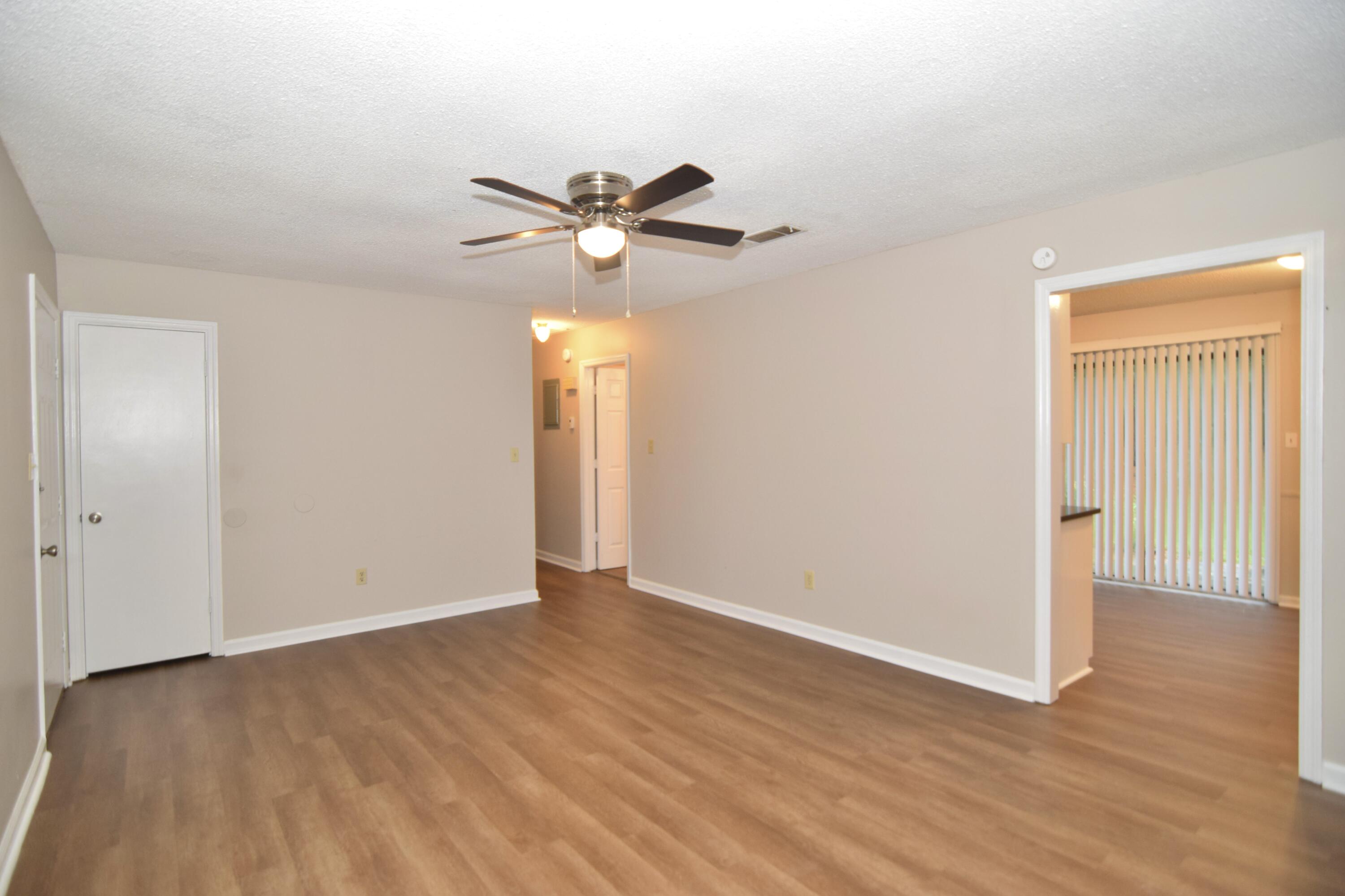 2303 Travis Road Augusta, GA 30906 - Photo 5 of 23 DSC_0284