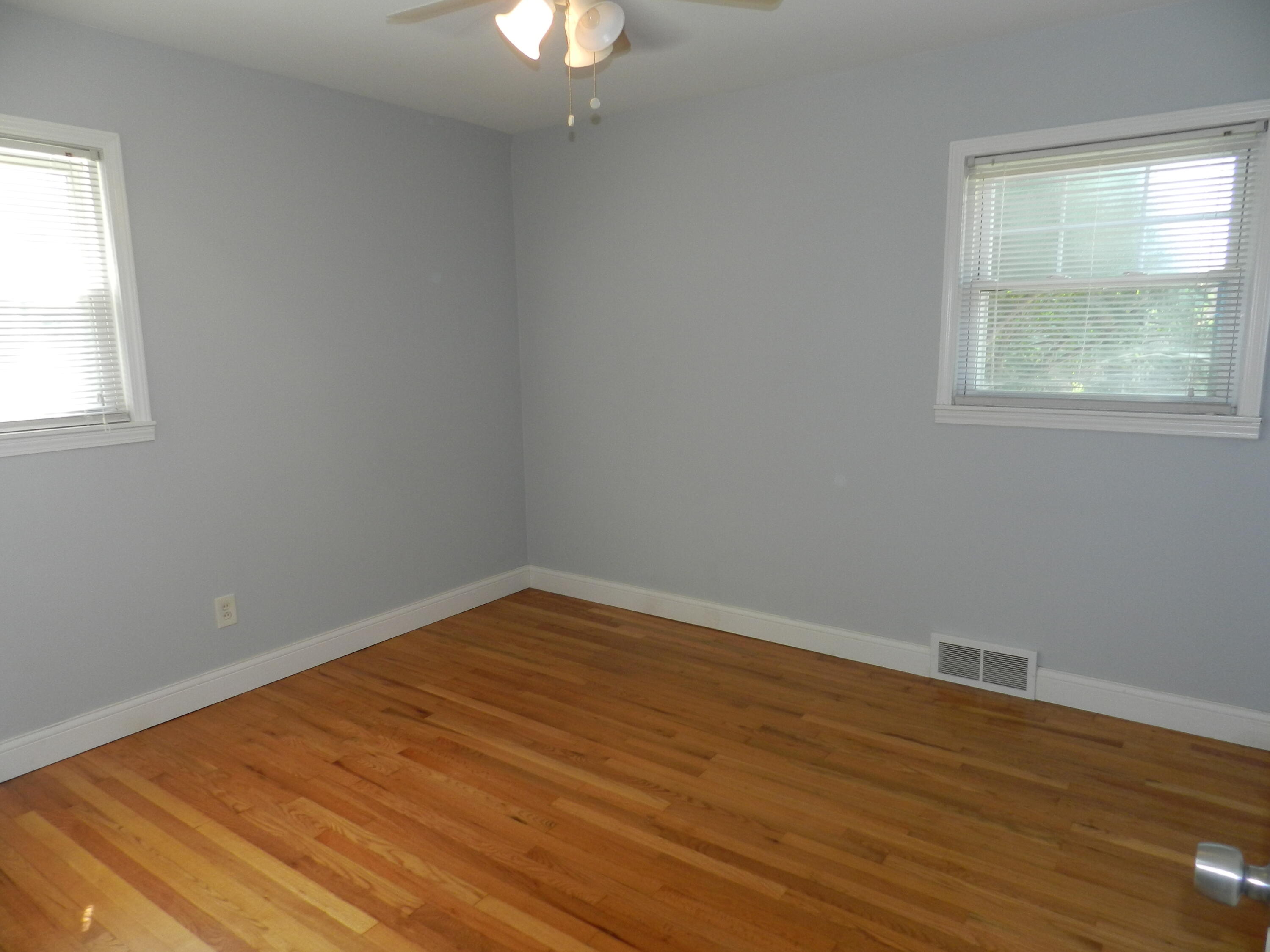 4318 Adams Circle Wayne, MI 48184 - Photo 15 of 30 DSCN5948