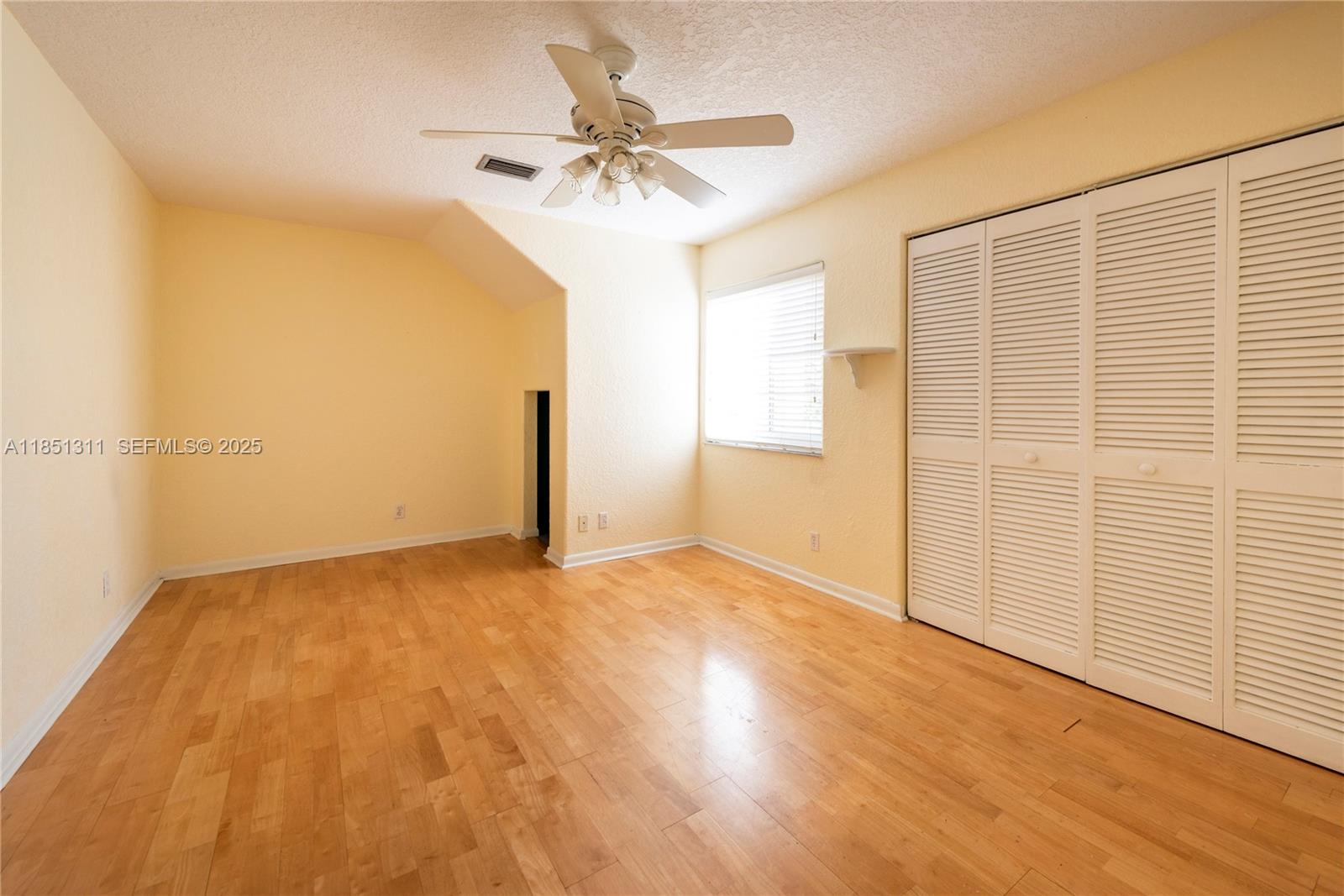 1075 San Luis Rey Weston, FL 33326 - Photo 20 of 35