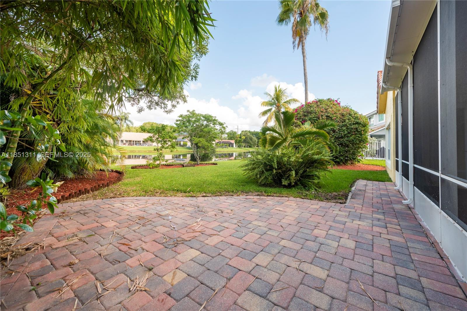 1075 San Luis Rey Weston, FL 33326 - Photo 28 of 35