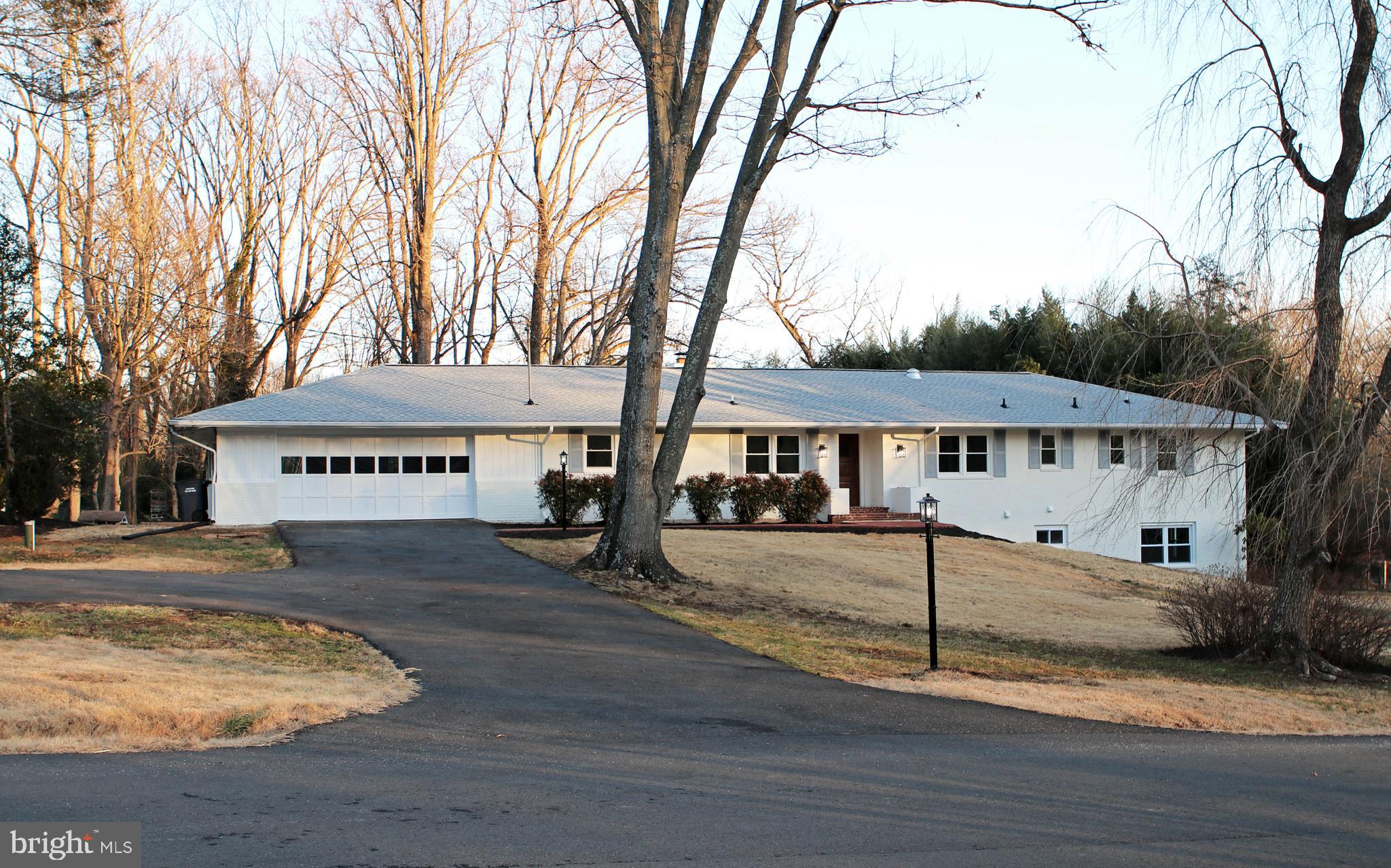 2109 Carrhill Road Vienna, VA 22181 - Photo 2 of 58 Oversized Driveway