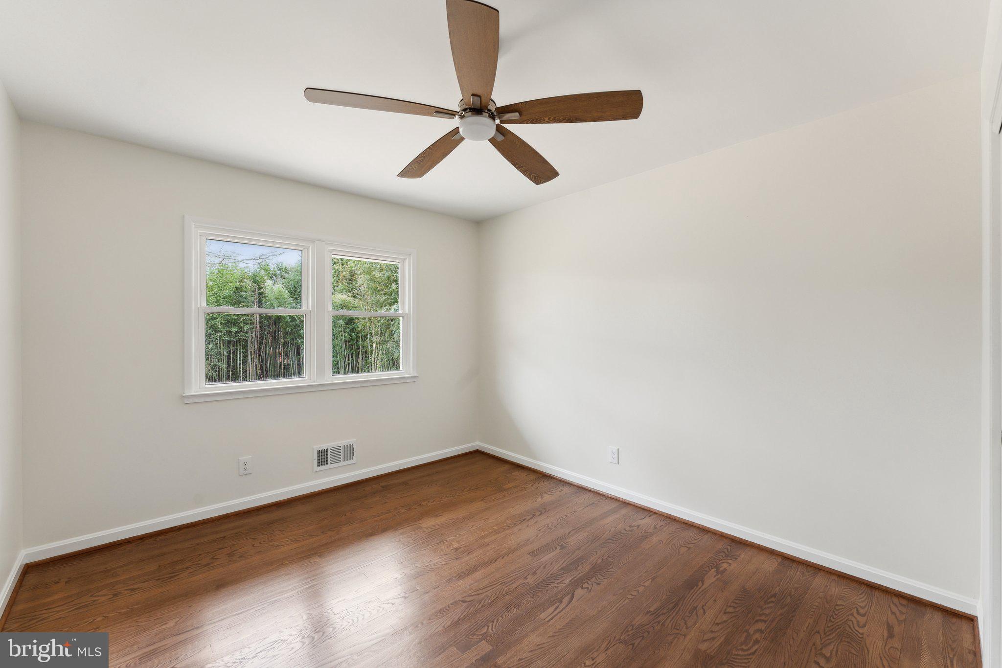 2109 Carrhill Road Vienna, VA 22181 - Photo 29 of 58 Gallery Image 29