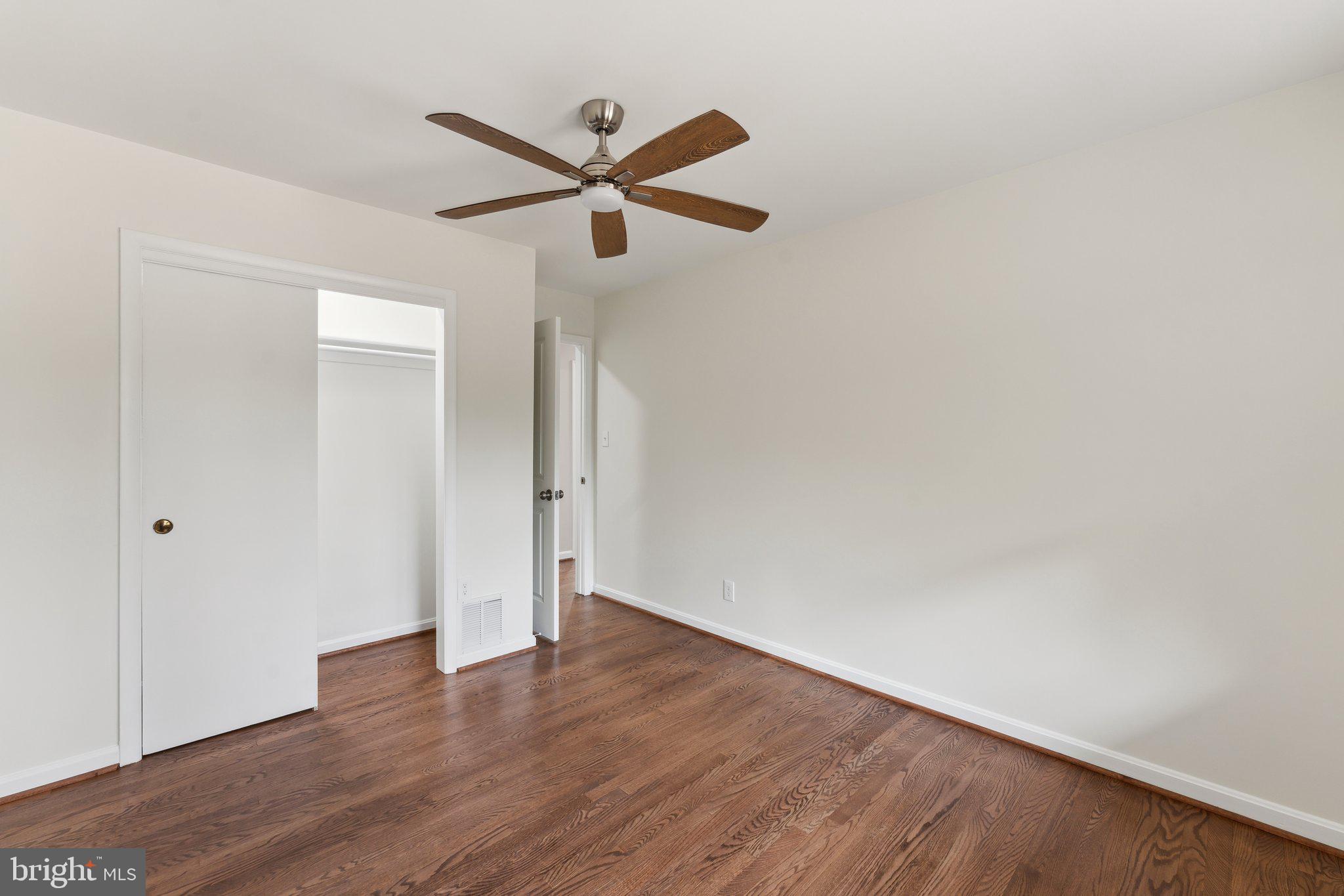 2109 Carrhill Road Vienna, VA 22181 - Photo 30 of 58 Gallery Image 30