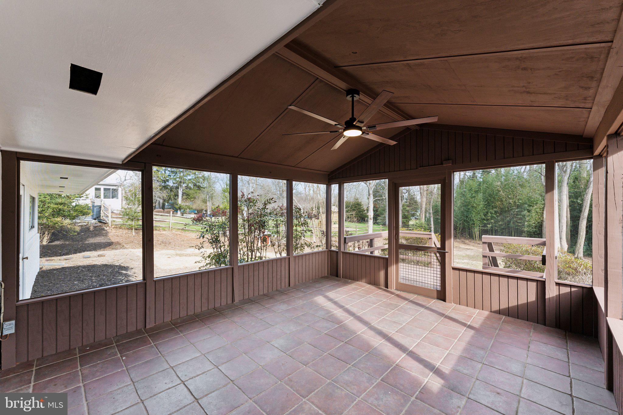 2109 Carrhill Road Vienna, VA 22181 - Photo 53 of 58 Great screened in Poarch