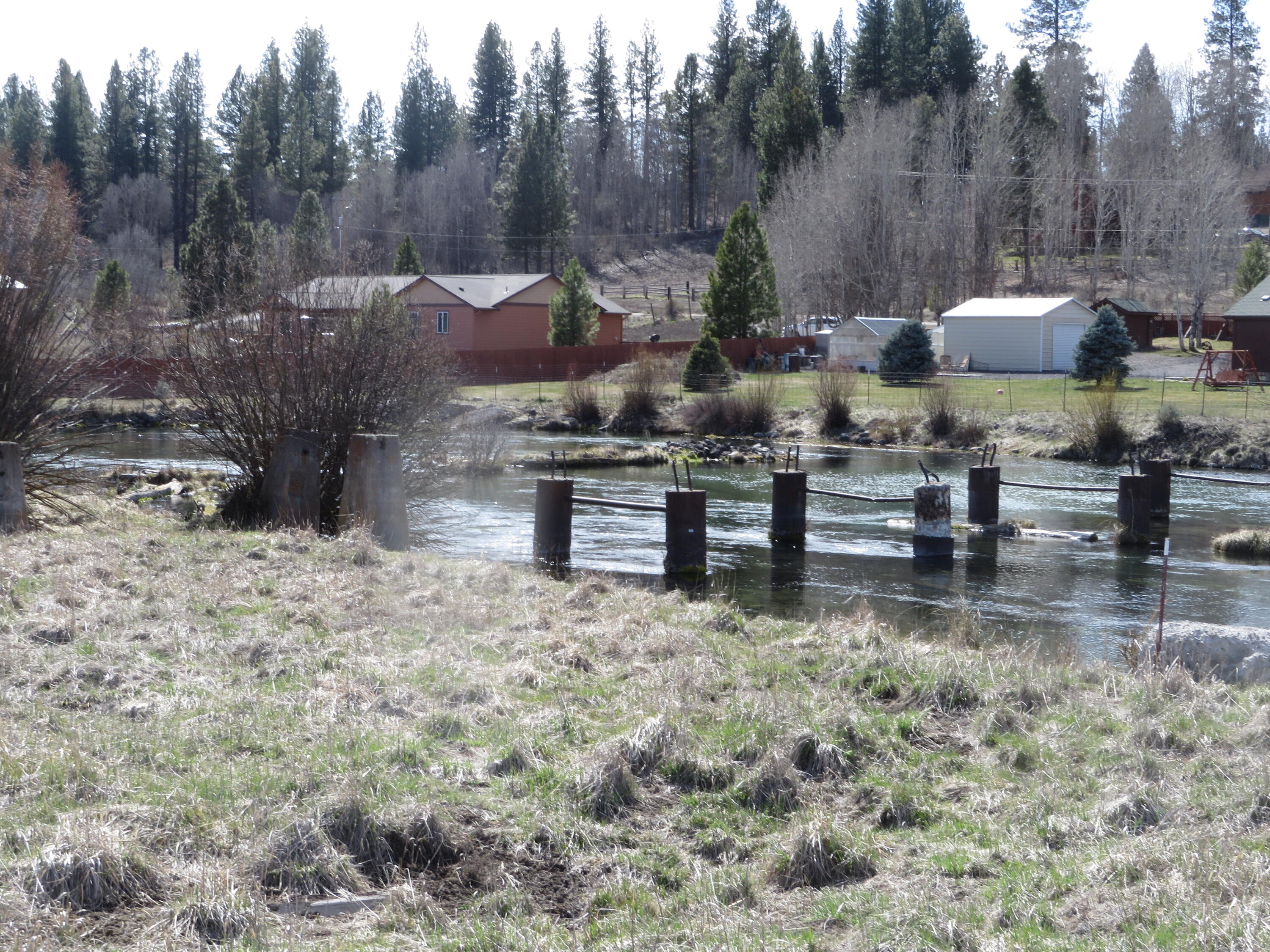 0 Longhorn Loop, Unit 26 Chiloquin, OR 97624 - Photo 5 of 14 This is the Williamson River waterfront easement for homeowner