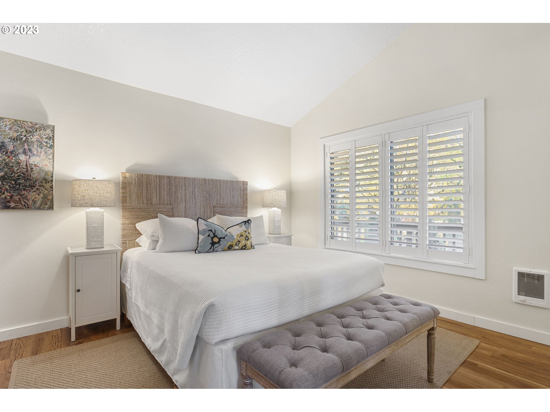 7734 Southwest Barnes Road, Unit D Portland, OR 97225 - Photo 18 of 41 Gallery Image 18