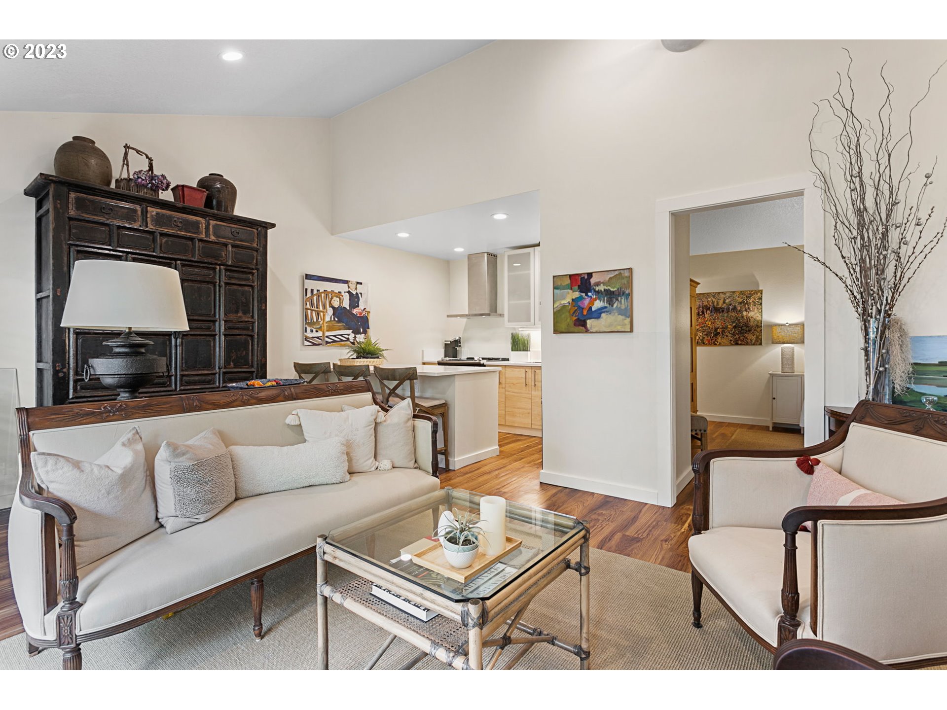 7734 Southwest Barnes Road, Unit D Portland, OR 97225 - Photo 5 of 41 Gallery Image 5