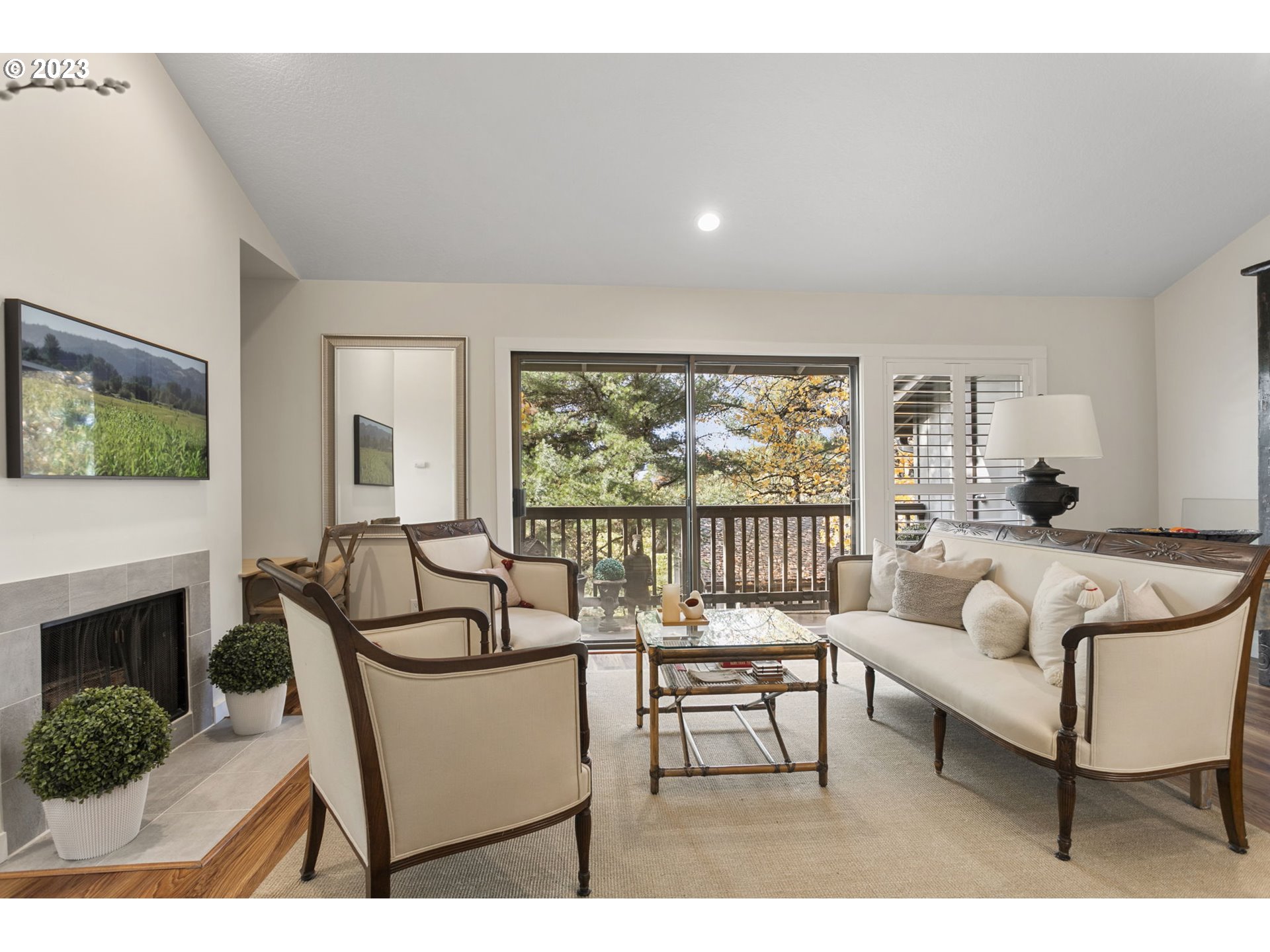 7734 Southwest Barnes Road, Unit D Portland, OR 97225 - Photo 7 of 41 Gallery Image 7