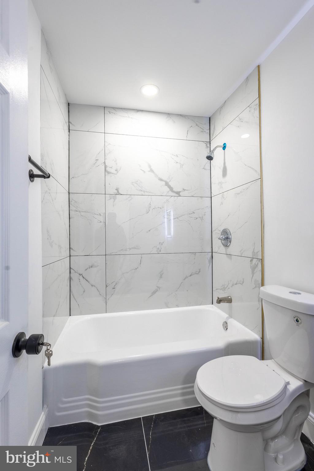 3905 8th Street Baltimore, MD 21225 - Photo 24 of 28