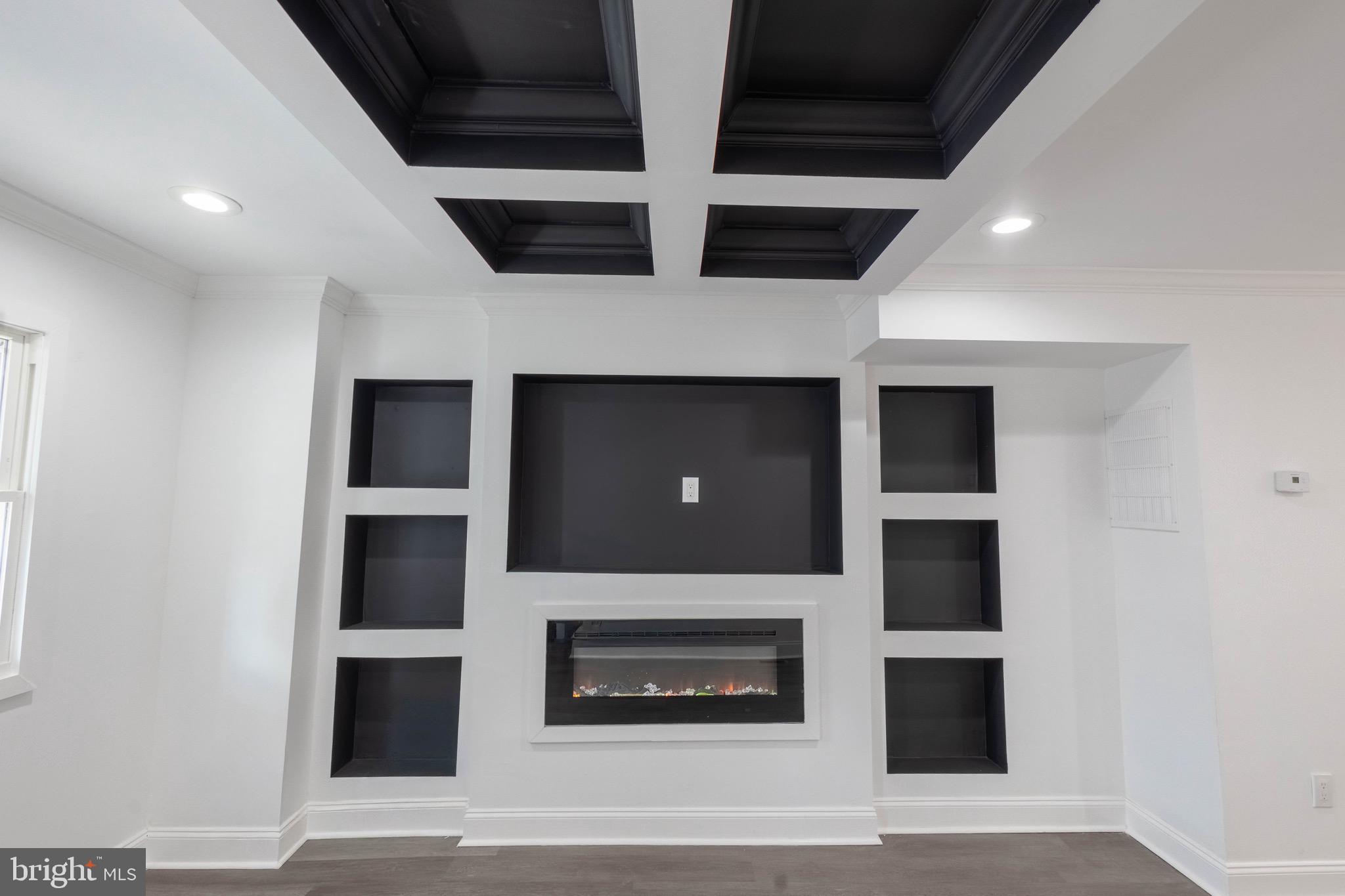 3905 8th Street Baltimore, MD 21225 - Photo 5 of 28